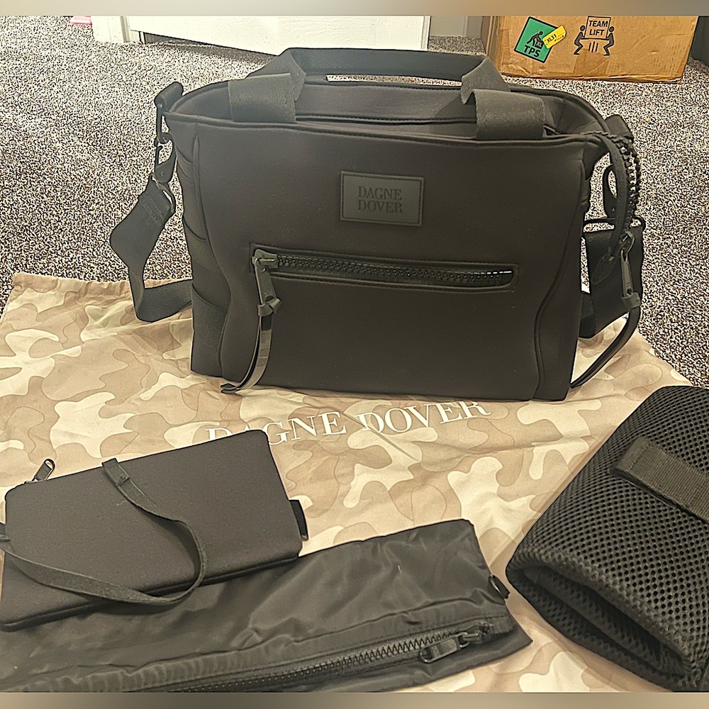 Dagne Dover Diaper Tote - EEUC (used maybe 2-3 times) original tote size small